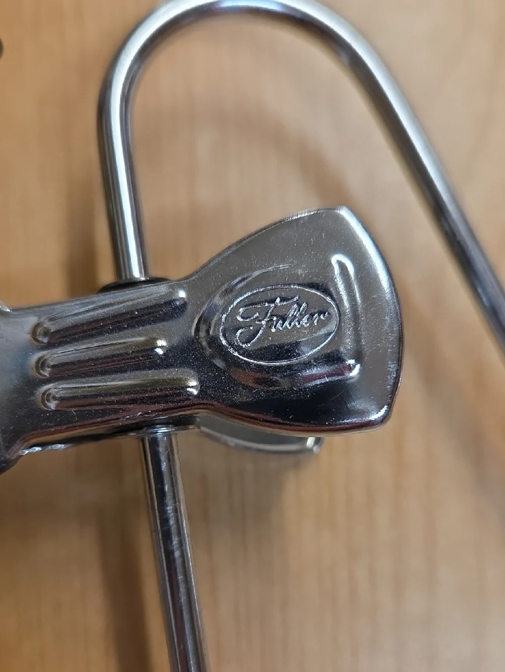 Fuller Chrome Wire Cloths Hangers, Rubber Clips For Skirts And Pants.‎ Lot Of 7